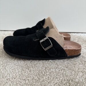 Odoly Women’s Genuine Suede Boston Clogs